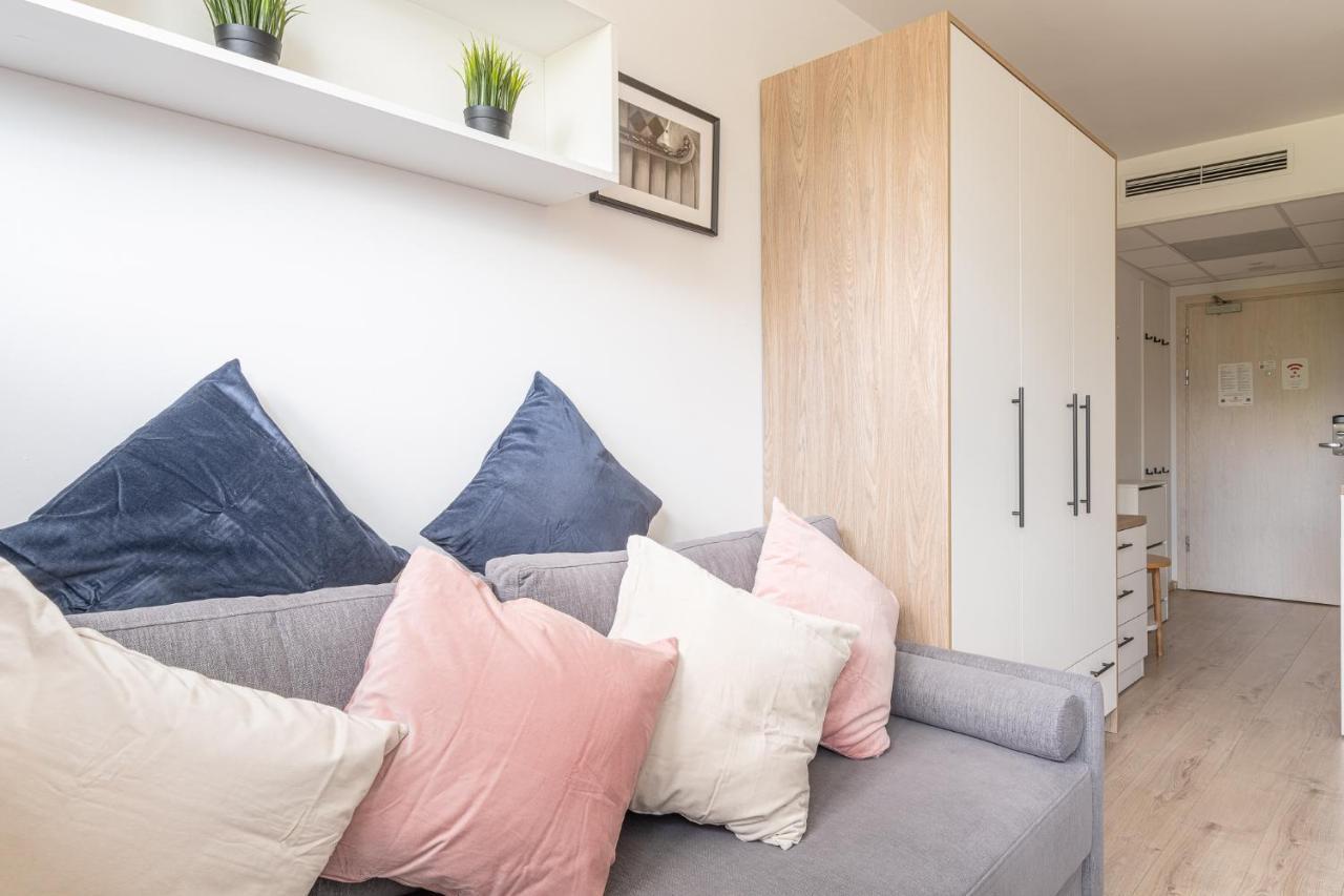 Rentplanet - Studio Dyrekcyjna วรอตซวาฟ ภายนอก รูปภาพ