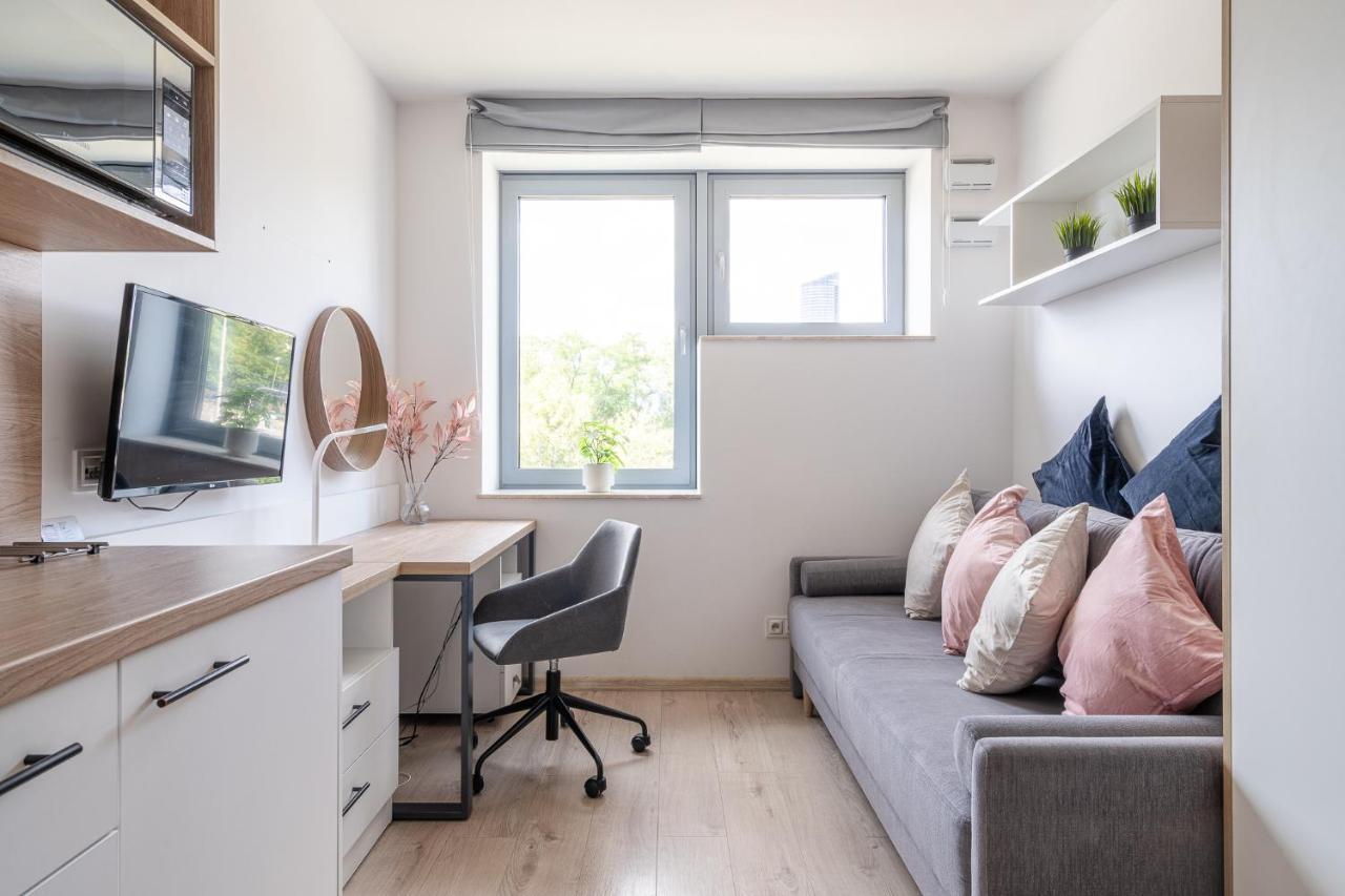 Rentplanet - Studio Dyrekcyjna วรอตซวาฟ ภายนอก รูปภาพ