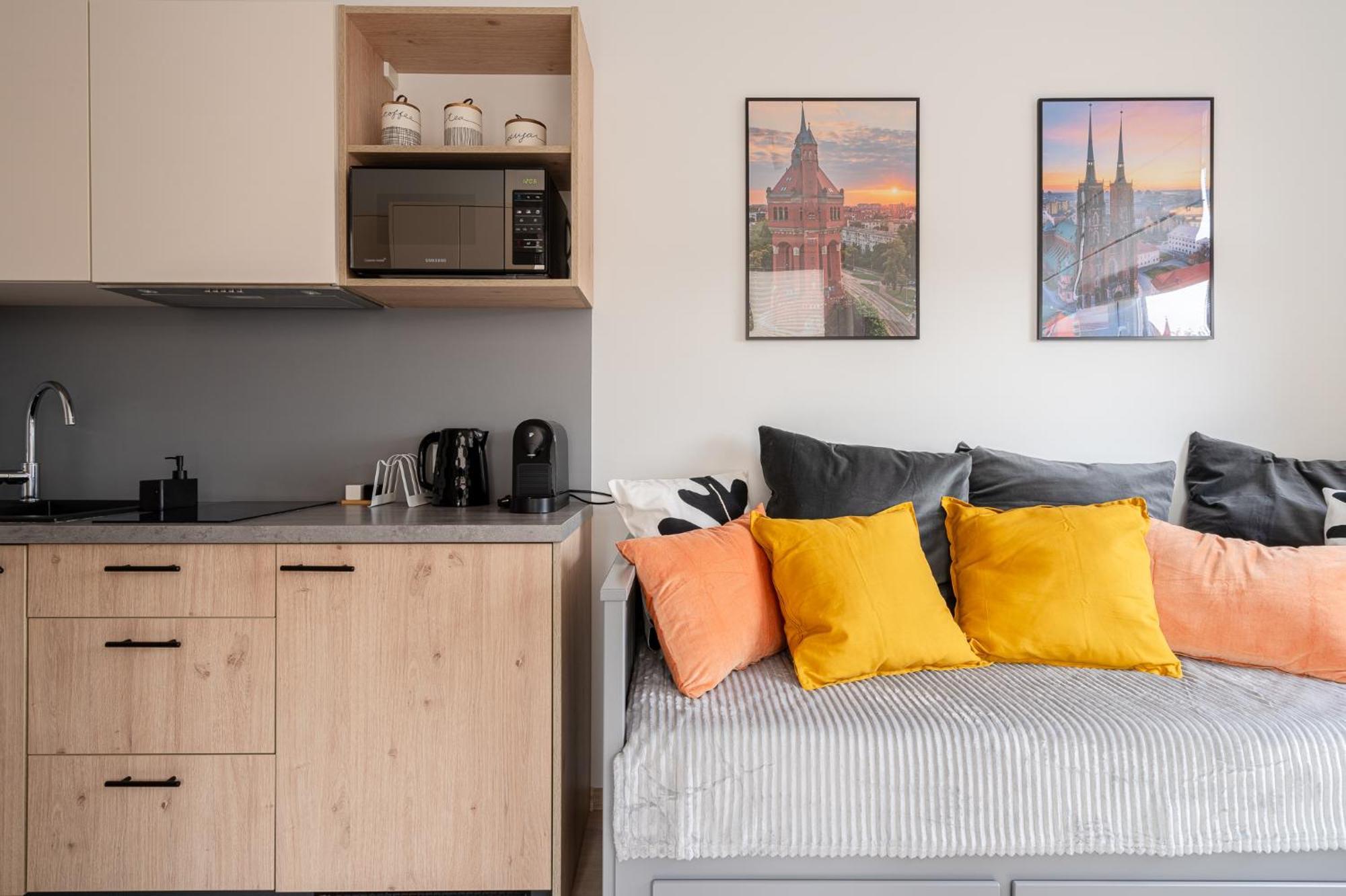 Rentplanet - Studio Dyrekcyjna วรอตซวาฟ ภายนอก รูปภาพ