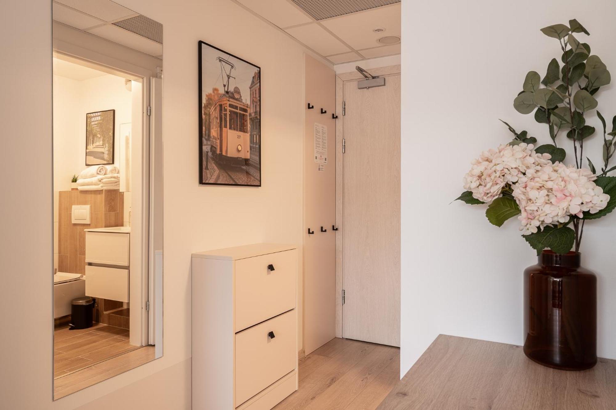 Rentplanet - Studio Dyrekcyjna วรอตซวาฟ ภายนอก รูปภาพ