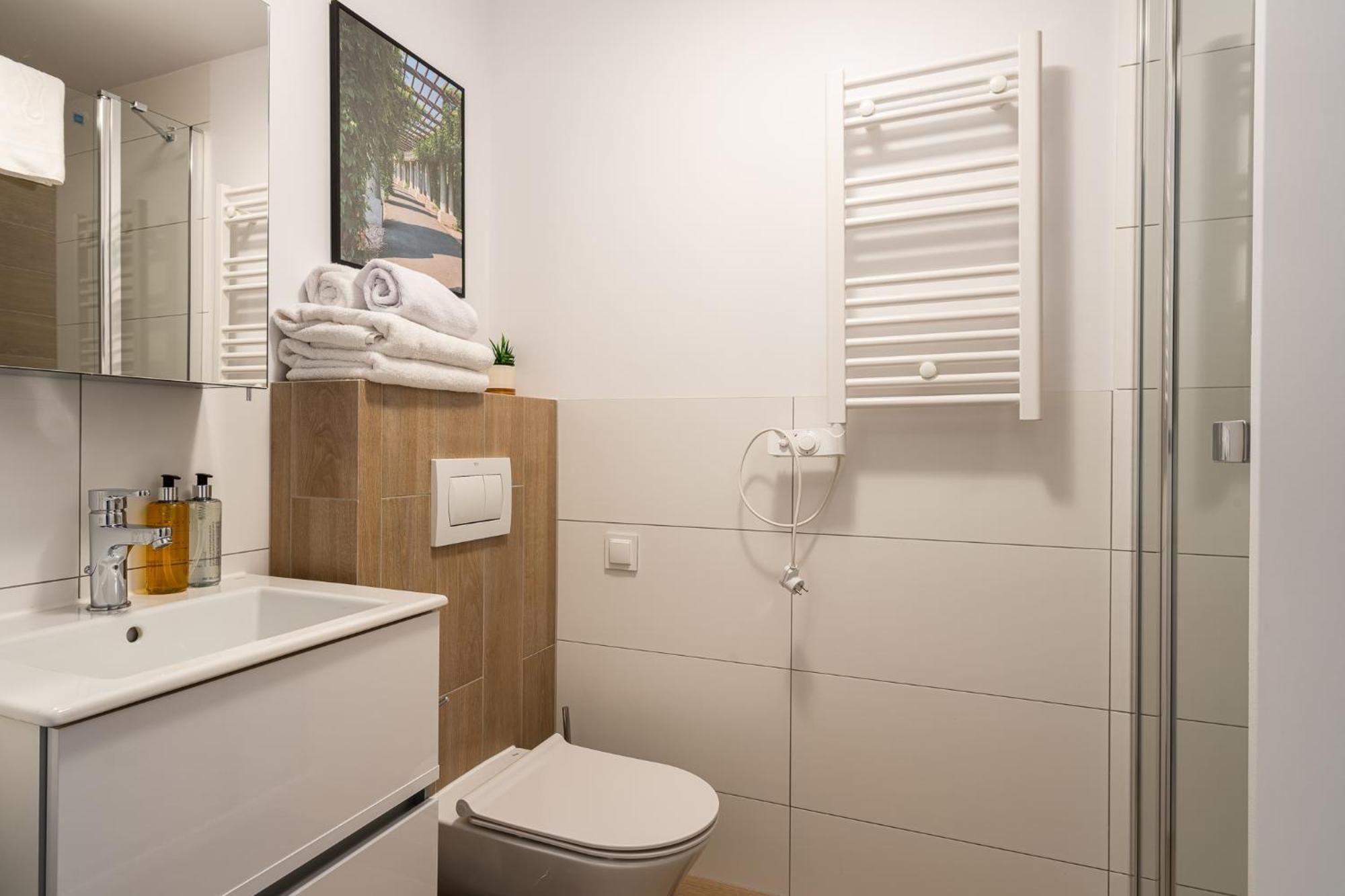 Rentplanet - Studio Dyrekcyjna วรอตซวาฟ ภายนอก รูปภาพ