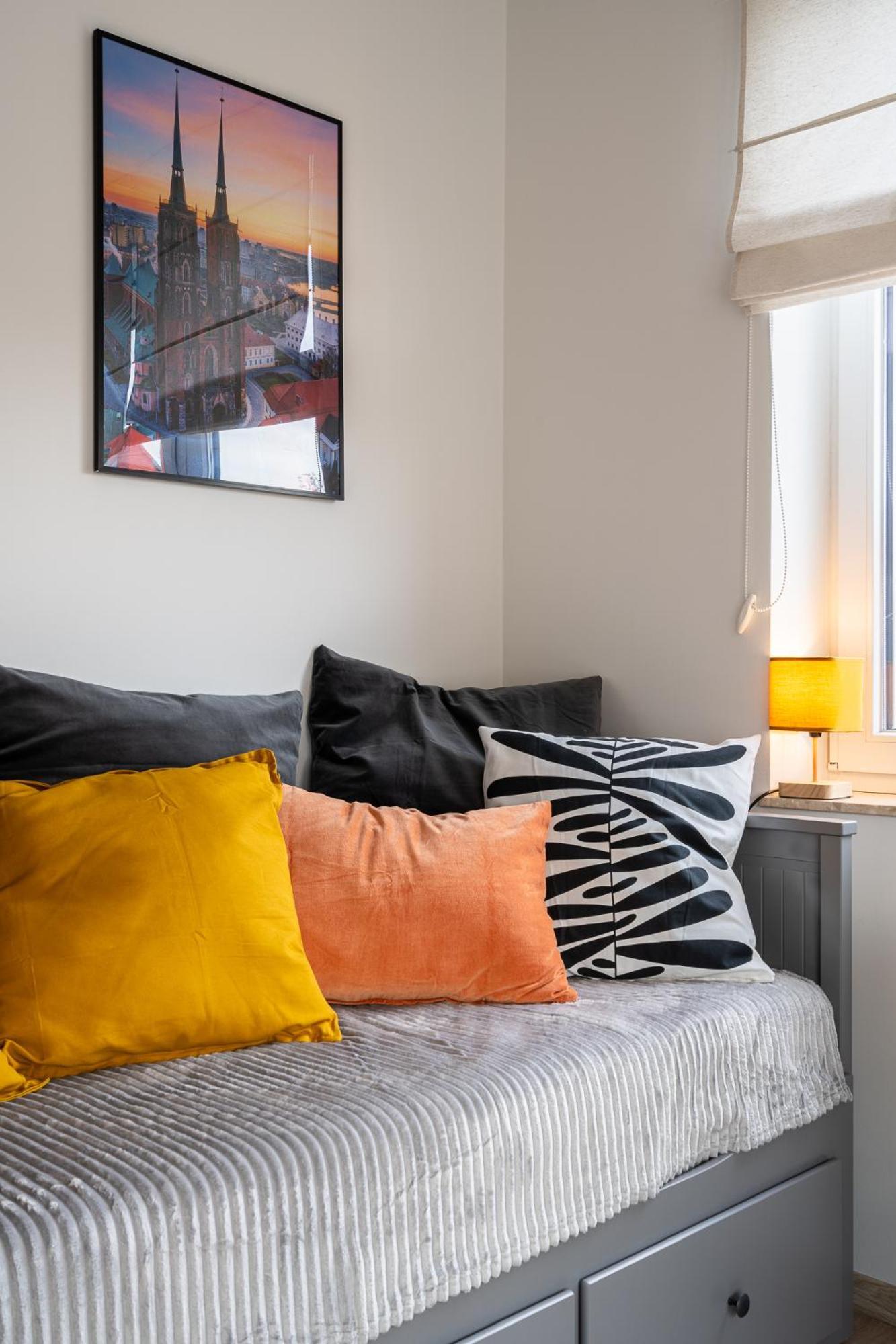 Rentplanet - Studio Dyrekcyjna วรอตซวาฟ ภายนอก รูปภาพ